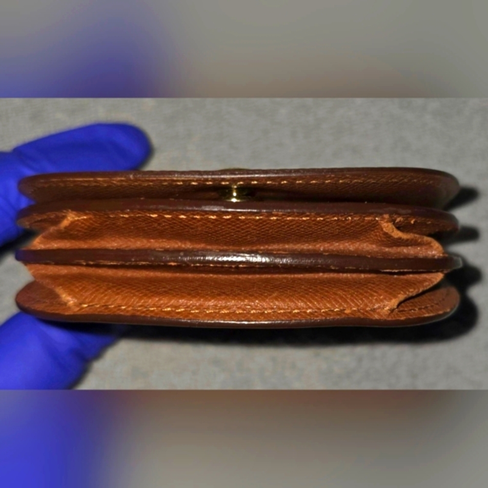 Authentic Louis Vuitton Monogram Coin Pouch/Purse Snap Closure Pre-Loved - Picture 5 of 11